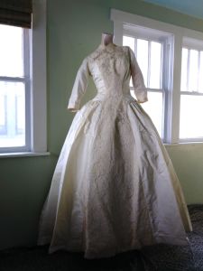 1950s 1960s  Wedding Dress Bridal Gown Sz S M W27