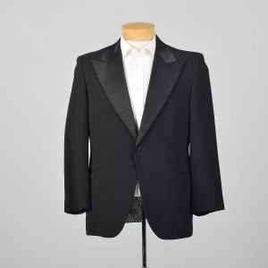 Large 42S 1970s Mens Tuxedo Jacket Black Single Button Convertible Pockets Satin Peak Lapels Formal 