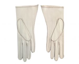 Women’s deerskin gloves with embroidery detail size 7 - Fashionconservatory.com