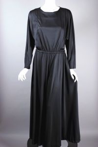Black jersey wide leg jumpsuit 1970s | M - Fashionconservatory.com