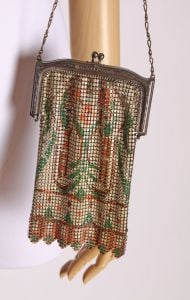 1920s Cream Off White Floral Flower Print Metal Mesh Purse by Whiting and Davis Co. - Fashionconservatory.com