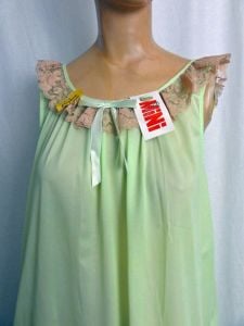 Deadstock Vintage 60s Nightgown Lime Green Lacy Baby Doll Nightie by Berkliff | M to XL - Fashionconservatory.com