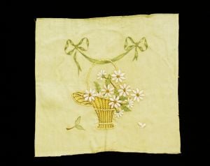 Antique Daisy Textile - Art Nouveau 1900s Edwardian Bride's Basket in Hand Embroidery - Garland