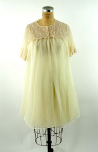 1960s chiffon sheer peignoir yellow beige babydoll nightgown and robe Shadowline Size M - Fashionconservatory.com