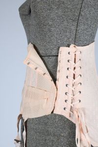 Mid 1930s - Mid 1940s Vintage Steel Boned Peach Corset w/Side Tie Garters | Size L/XL - 31-35'' Waist - Fashionconservatory.com