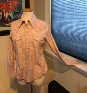  1980s GAP Lady's Western Shirt, Pink Floral Print, Pearl Snaps, Rodeo Queen M