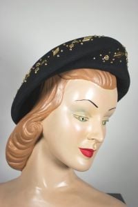 Adolfo 80s hat black tilt beret gold studded crescent moons - Fashionconservatory.com