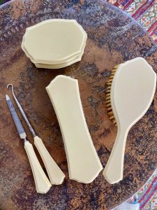 VTG FRENCH IVORY PYRALIN DUBARRY  CELLULOID DRESSER VANITY  PARTIAL SET+ COMB
