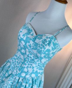 80s Teal and White Floral Sundress with Shirred Bodice, Removeable Shoulder Straps, Sz 9/10 VFG - Fashionconservatory.com