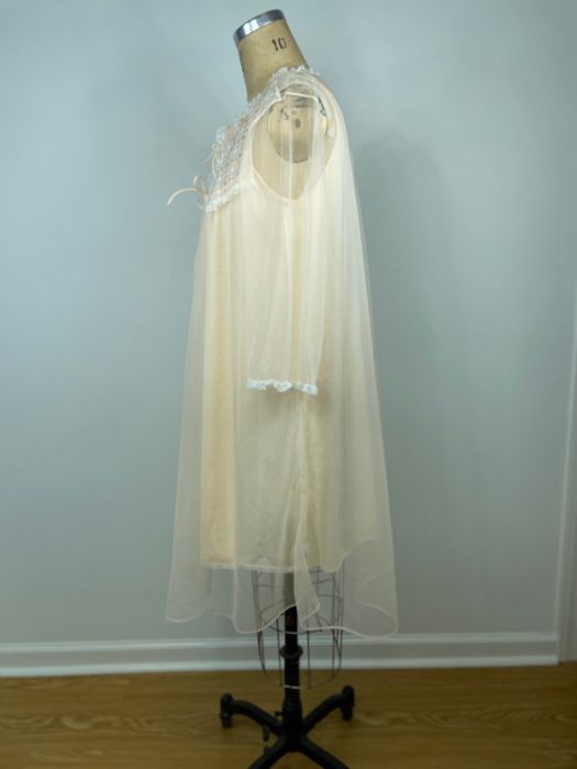 1960s peignoir peach chiffon nightgown and robe Fashion Conservatory
