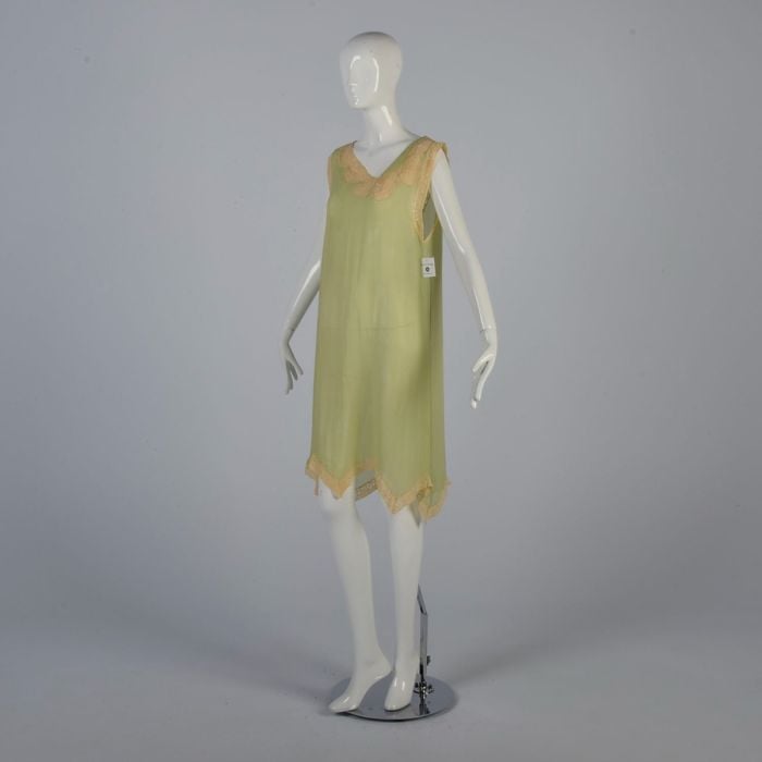 victoria secret floral slip dress 1990s Floral Mini Slip Dress – The Vintage Twin