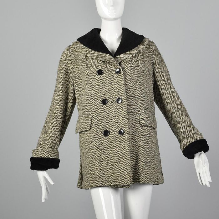 1950s Hourglass Gray Wool Jacket with Velvet Collar main image 0