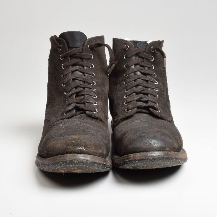 Size 12 Mens 1970s Roughout Chukka Boots | Fashion Conservatory display picture 2