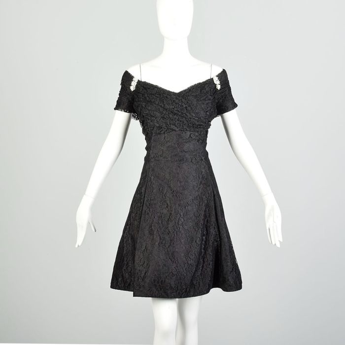 XL 1990s Black Lace Fit & Flare Off-Shoulder Cocktail Party Dress