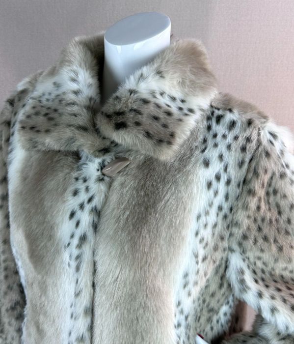 Dennis Basso fashion Leopard Brown Hooded Faux Fur Coat