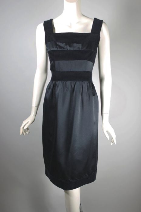 LOUIS FERAUD couture black silk satin evening skirt suit velvet trim size 6