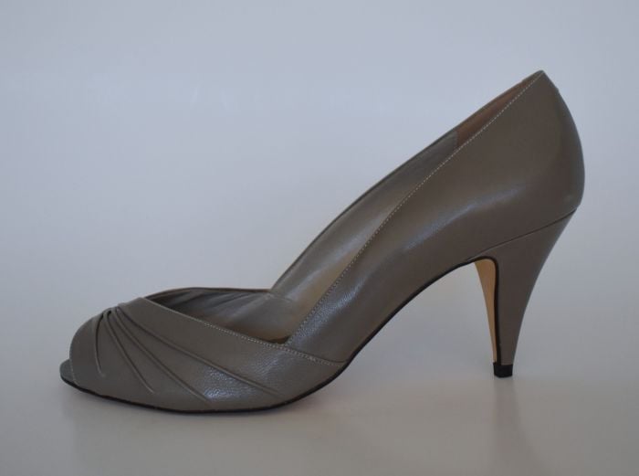 Gray peep toe fashion shoes