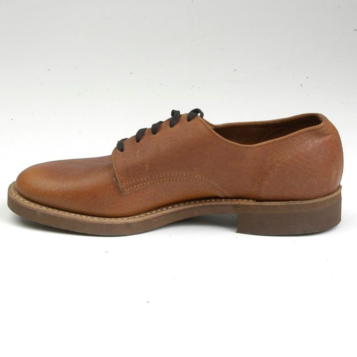 Size 6 1960s Deadstock Brown Leather Derby Oxford Lace Up Shoes Cork Crepe Sole Size 6 1960s Deadstock Brown Leather Derby Oxford Lace Up Shoes Cork Crepe Sole
