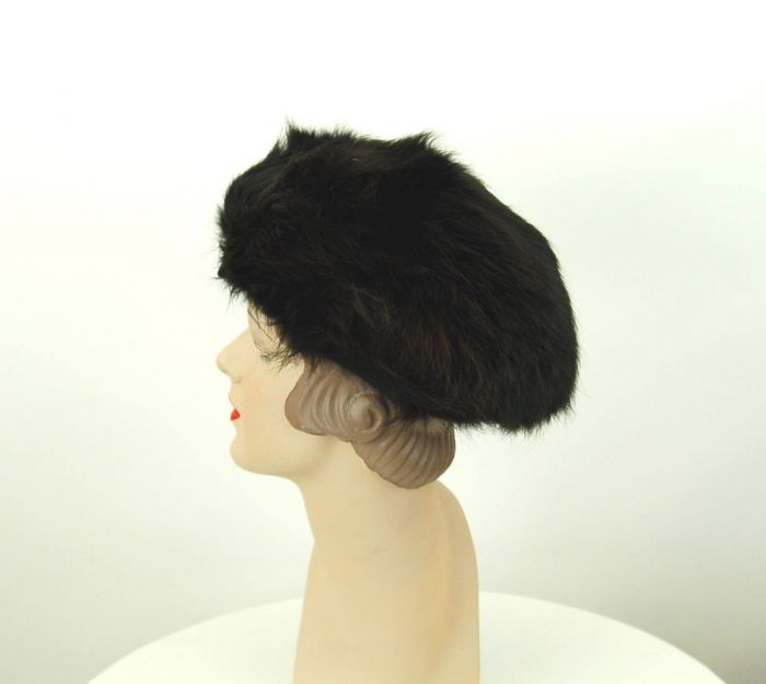 1960s outlet fur hat Dachettes Lilly Dache black fur winter hat tam beret Size 21