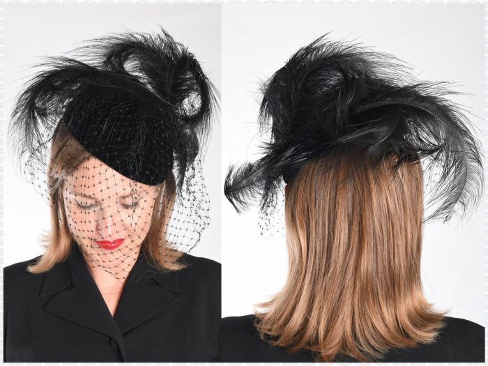 1940s Hat | Vintage 40s Velvet Veiled Feathers Tilt Hat  display picture 3