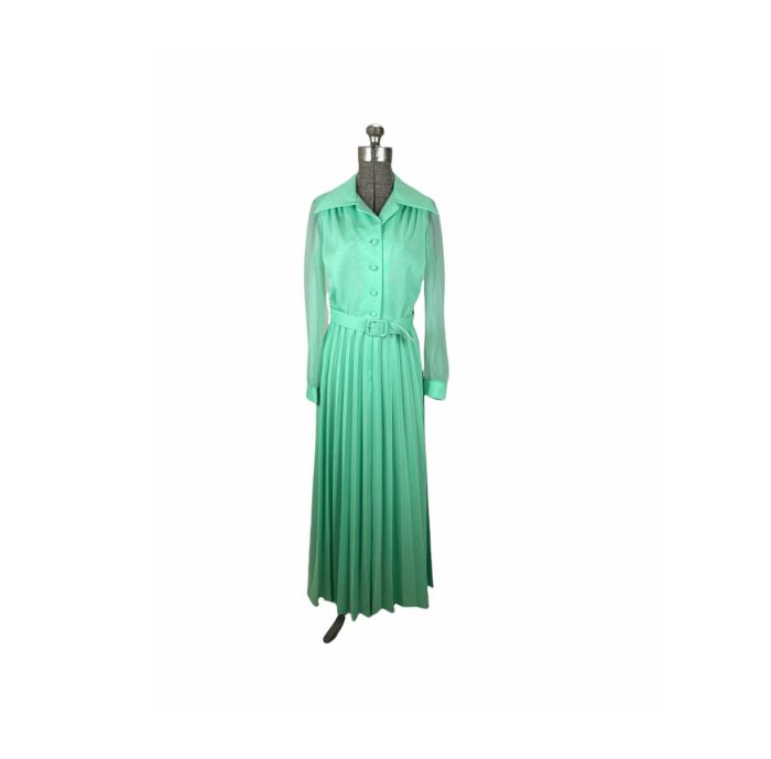 green emerald velvet dress Green Mother of The Bride Dress Elegant Casual V Neck Floor Length Chiffon 3 4 Length Sleeve with Crystals 2025 main image 0