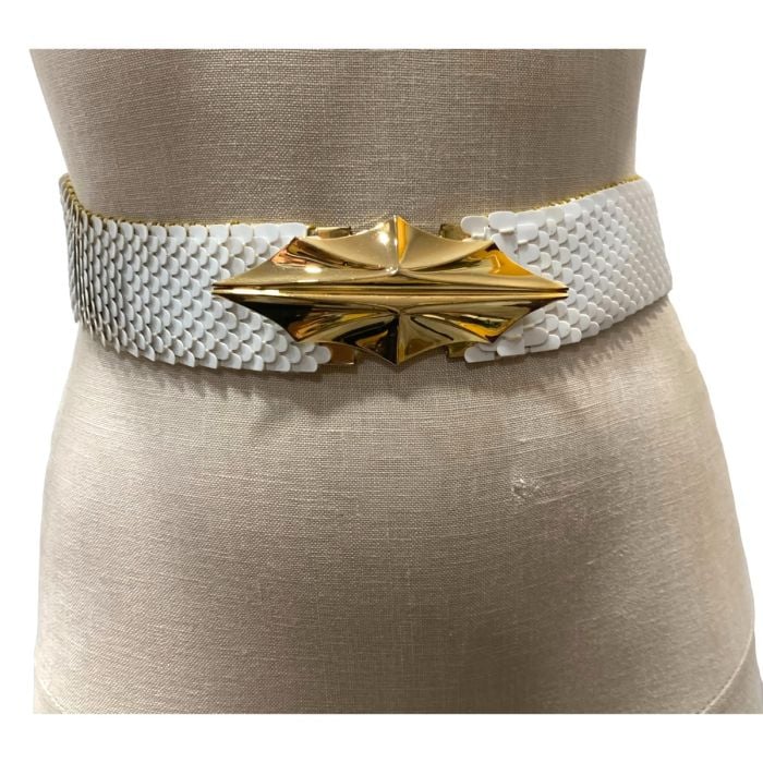 70s Mod White Fish Scale Belt with Large Gold Buckle 24 34'' Fashion Conservatory