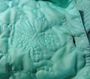 Vintage Quilted Nylon Robe Seafoam Aqua Lined Housecoat Bathrobe - Fashionconservatory.com