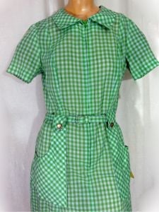 1960s Day Dress Green Checked Gingham Shift Vintage Deadstock ''Pat Perkins'' Front Zipper and Origina - Fashionconservatory.com