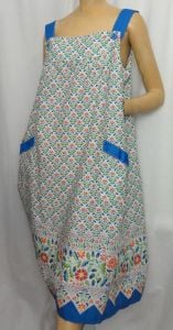 Blue Floral Acorn Print Cotton Blend Vintage 1970s Dress Sundress with Shoulder Straps and Pockets B