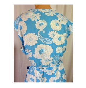 Blue and White Floral Button Front Shift Vintage 1960s Dress Fancy Pockets Matching Belt - Fashionconservatory.com