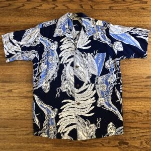 Late 1940s / Early 1950s Navy Rayon Lauhala Hawaiian / Aloha Shirt