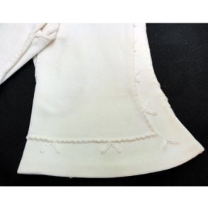 Vintage 1960s Off White Dress Gloves Hand Stitched Embroidery Trim Gauntlet Wedding Costumes Theater - Fashionconservatory.com