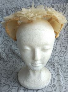 1950s Hat Juliette Caplet Bridal Veil - Fashionconservatory.com
