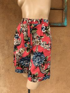 1980s Baggy Floral Shorts Pleated W26 - Fashionconservatory.com