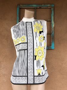 1960s Sleeveless Blouse with Mod Design Sz L B38 - Fashionconservatory.com