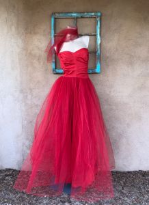 1950s Red Tulle Party Dress Formal Gown Sz S W26 - Fashionconservatory.com