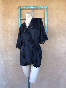 1980s Black Short Robe Wrapper Dressing Gown Sz S M - Fashionconservatory.com