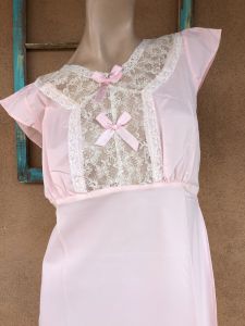 1950s Pink Rayon Nightgown Sz B34 Deadstock in Box - Fashionconservatory.com