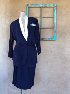 1980s Womens Boss Lady Suit 40s Style 2 Pc US8 - Fashionconservatory.com