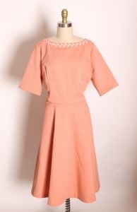 1960s Peach Pink Orange Half Sleeve Foliage Leaves Detail Fit and Flare Plus Size Dress  - Fashionconservatory.com
