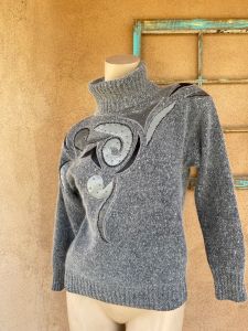 1980s Gray Turtleneck Sweater with Applique and Beads Sz S - Fashionconservatory.com