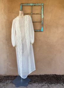 1960s Sheer White Robe Bridal Wrap Beach Cover Up Sz M L