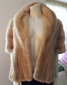 1963 Arcturus EMBA Natural Lavender Beige Mutation Mink Stole Shawl Wrap