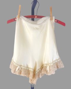 1930s Silk and Lace Lingerie Tap Pant with Ribbon and Bows