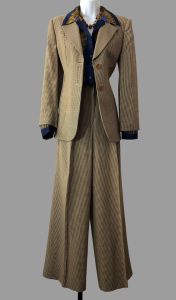 1973 Giorgio Armani Womens Pant Suit Size 40/42 Euro, Made in Italy