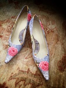 Floral Print Pointed Toe Pump Stiletto Heel Made in Italy - Fashionconservatory.com