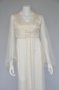 1900s Edwardian ivory silk wedding gown with train XS/S