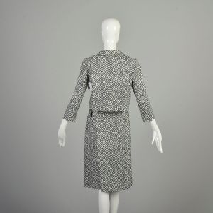 Small 1970s Skirt Suit Set Grey White Diamond Geometric Cropped Jacket High Waist Skirt Hannah Troy  - Fashionconservatory.com