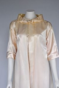 1950s champagne satin swing coat with collar S-L - Fashionconservatory.com