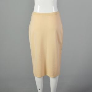 Large 1990s Ferragamo Skirt Cream Knit - Fashionconservatory.com